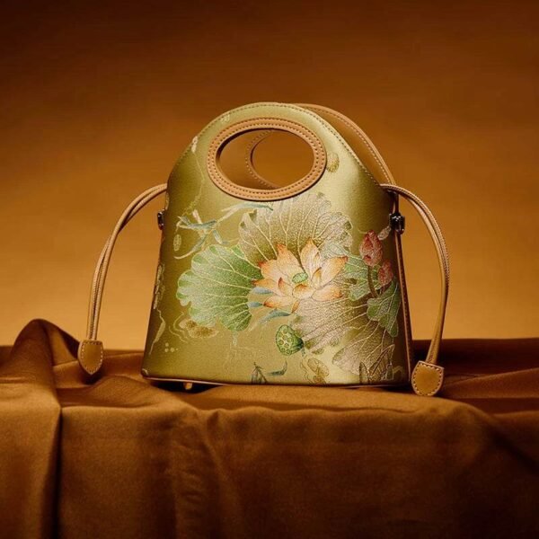 10_プリント_ジャカード_ロータス_グリーン_巾着_バケットバッグ_LD120670 10_Printed_Jacquard_Lotus_Green_Drawstring_Bucket_Bag_LD120670