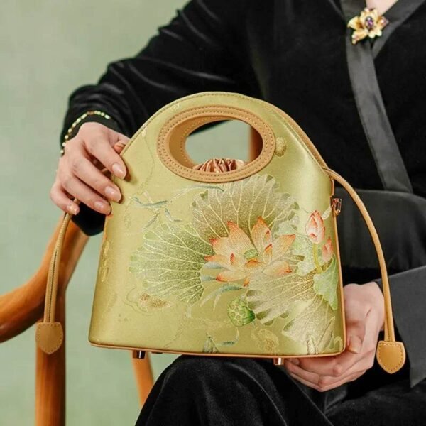 1_プリント_ジャカード_ロータス_グリーン_巾着_バケットバッグ_LD120670 1_Printed_Jacquard_Lotus_Green_Drawstring_Bucket_Bag_LD120670