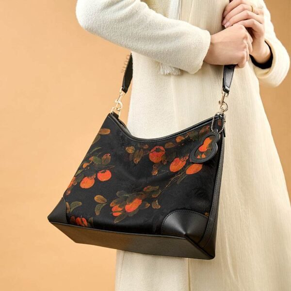 1_祥雲舎_シルク_レザー_プリント_柿_ショルダーバッグ_YS220679 1_Xiangyunsha_Silk_Leather_Printed_Persimmon_Shoulder_Bag_YS220679