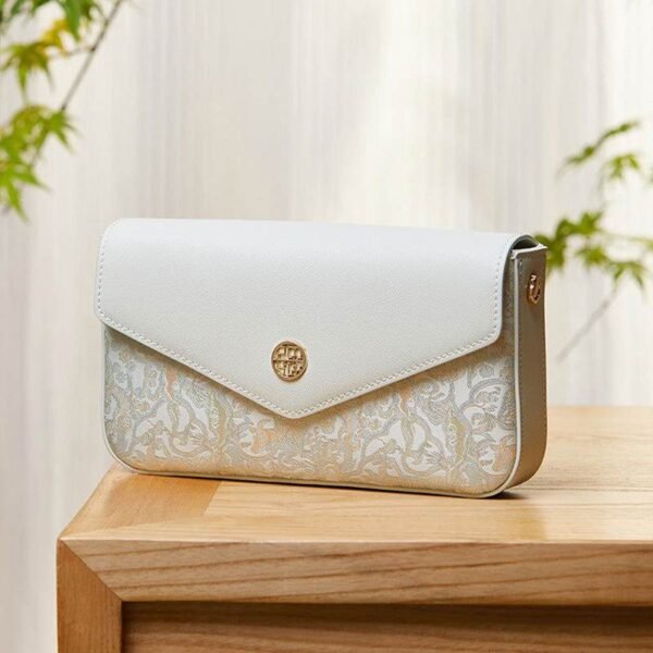 Brocade_Jacquard_Chic_Elegant_Lady_Clutch_Bag_-_SinoCultural-2462187 Brocade_Jacquard_Chic_Elegant_Lady_Clutch_Bag_-_SinoCultural-2462187