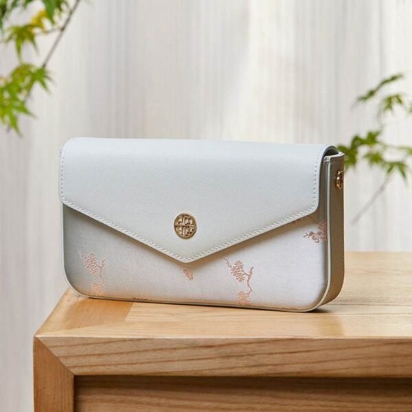 Brocade_Jacquard_Chic_Elegant_Lady_Clutch_Bag_-_SinoCultural-2462273 Brocade_Jacquard_Chic_Elegant_Lady_Clutch_Bag_-_SinoCultural-2462273