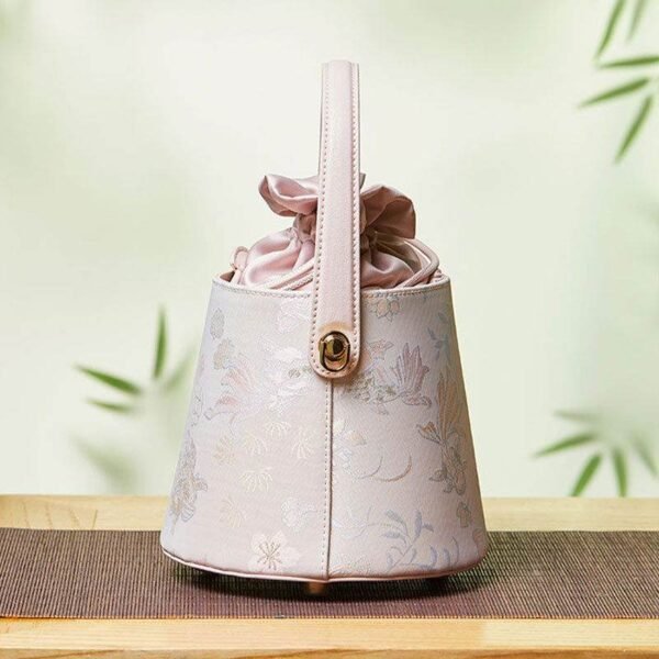 ブロケード_ジャカード_レザー_巾着_バケットバッグ_-_SinoCultural-2462953 Brocade_Jacquard_Leather_Drawstring_Bucket_Bag_-_SinoCultural-2462953
