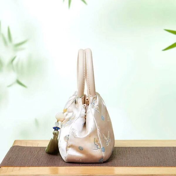 Brocade_Jacquard_New_Chinese_Style_Handcrafted_Handbag_-_SinoCultural-2463916 Brocade_Jacquard_New_Chinese_Style_Handcrafted_Handbag_-_SinoCultural-2463916