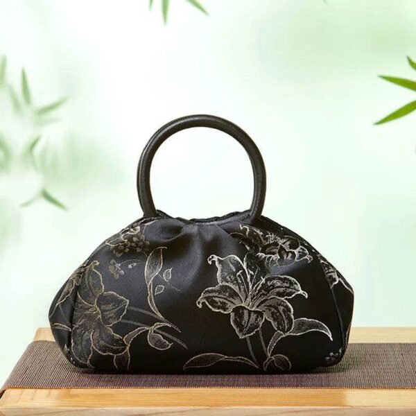 Brocade_Jacquard_New_Chinese_Style_Handcrafted_Handbag_-_SinoCultural-2463992 Brocade_Jacquard_New_Chinese_Style_Handcrafted_Handbag_-_SinoCultural-2463992
