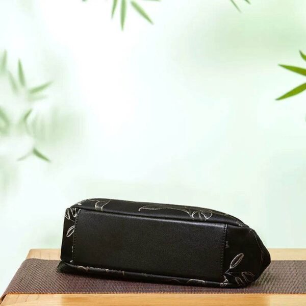 Brocade_Jacquard_New_Chinese_Style_Handcrafted_Handbag_-_SinoCultural-2464025 Brocade_Jacquard_New_Chinese_Style_Handcrafted_Handbag_-_SinoCultural-2464025