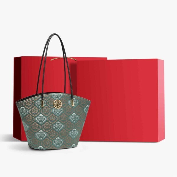 刺繍_本革_シングルショルダー_トートバッグ_-_中文-2469503 Embroidery_Genuine_Leather_Single_Shoulder_Tote_Bag_-_SinoCultural-2469503