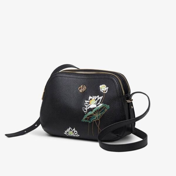 刺繍_レザー_ブラック_ロータス_ショルダーバッグ_-_中文2470508 Embroidery_Leather_Black_Lotus_Shoulder_Bag_-_SinoCultural-2470508