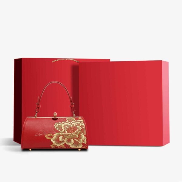 Embroidery_Leather_Chain_Barrel_Handbag_High_Luxury_Royal_Gold_Peony_-_SinoCultural-2471134 Embroidery_Leather_Chain_Barrel_Handbag_High_Luxury_Royal_Gold_Peony_-_SinoCultural-2471134