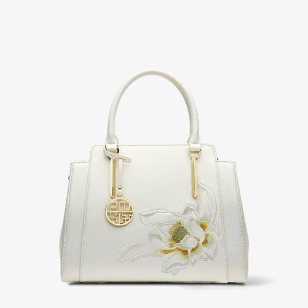 刺繍_レザー_トートバッグ_ブルーミング_ホワイト_蓮_-_西濃文化-2476032 Embroidery_Leather_Tote_Bag_Blooming_White_Lotus_-_SinoCultural-2476032