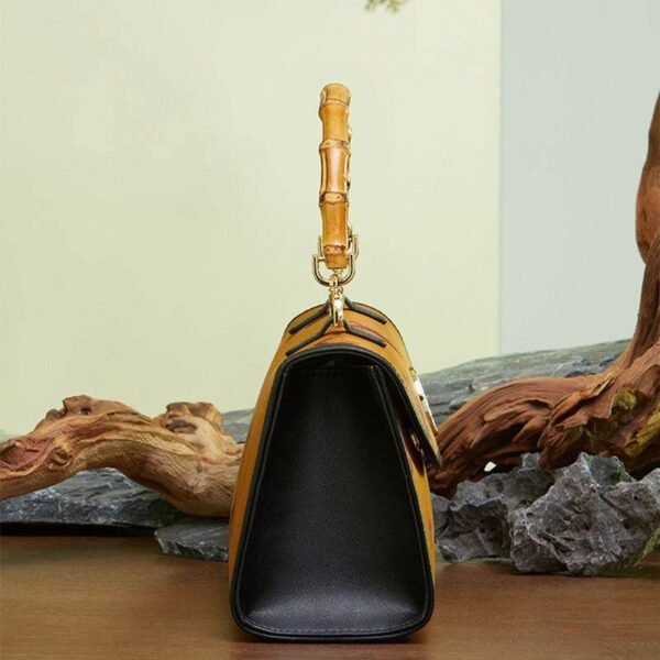 香り_雲_シルク_竹_ハンドバッグ_-_中文2477922 Fragrant_Cloud_Silk_Bamboo_Handle_Handbag_-_SinoCultural-2477922