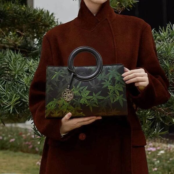 Mulberry_Silk_Bamboo_Print_Black_Crossbody_Bag_P17003305-161930 Mulberry_Silk_Bamboo_Print_Black_Crossbody_Bag_P17003305-161930