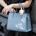 P120437_blue_embroidery_handbag_for_winter_4