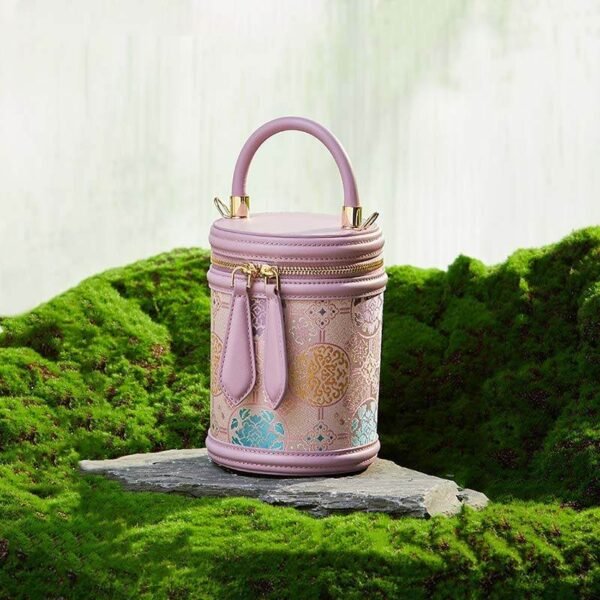 歌_ブロケード_レザー_バケット_シリンダー_バッグ_-_中文-2483255 Song_Brocade_Leather_Bucket_Cylinder_Bag_-_SinoCultural-2483255