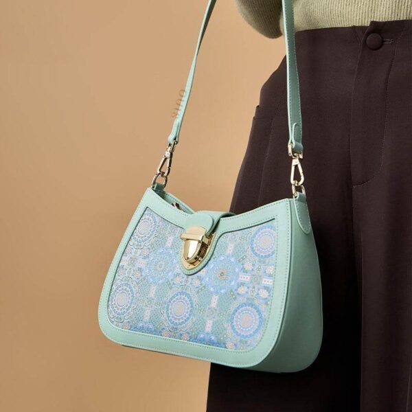 バッグ_ブロケード_レザー_グリーン_ショルダーバッグ_バダユン柄_FJ270038-2_3 Song_Brocade_Leather_Green_Shoulder_Bag_Badayun_Pattern_FJ270038-2_3