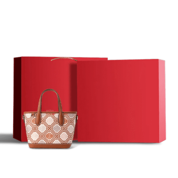 荘錦エンブロイダリー・レザー・ジッパー・クロスボディバッグ、赤いギフトボックス付き luxury-zhuang-brocade-embroidered-leather-zipper-crossbody-bag-with-red-gift-box