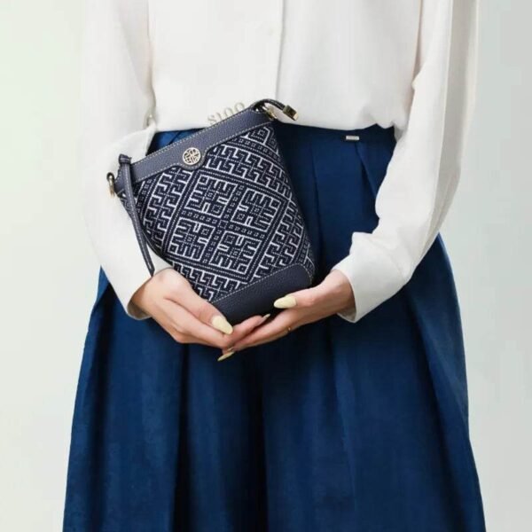 zhuang-brocade-bucket-crossbody-bag-model-blue-dress-waist-hold zhuang-brocade-bucket-crossbody-bag-model-blue-dress-waist-hold